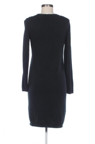 Рокля Edc By Esprit, Размер M, Цвят Черен, Цена 25,05 €