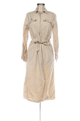 Φόρεμα Edited, Μέγεθος M, Χρώμα  Μπέζ, Τιμή 25,99 €