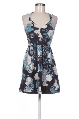 Rochie Elizabeth, Mărime M, Culoare Multicolor, Preț 155,56 Lei