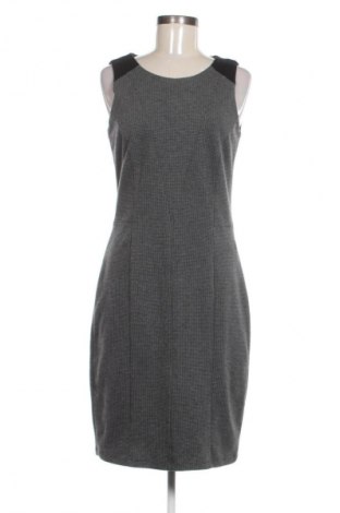 Рокля Esprit, Размер M, Цвят Многоцветен, Цена 12,27 €