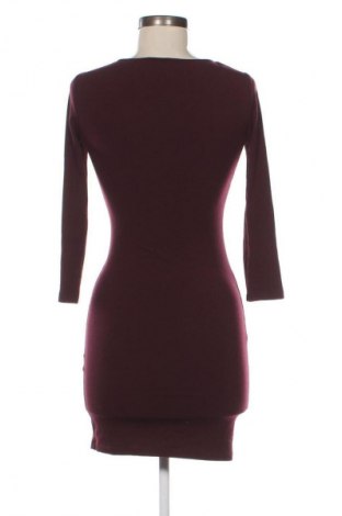 Рокля Forever 21, Размер S, Цвят Червен, Цена 6,64 €