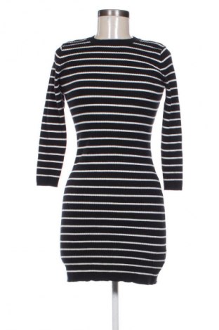 Рокля Forever 21, Размер M, Цвят Многоцветен, Цена 15,00 €