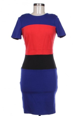 Рокля French Connection, Размер M, Цвят Многоцветен, Цена 42,43 €