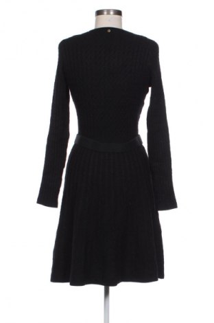 Šaty  Guess, Velikost L, Barva Černá, Cena  2 599,00 Kč