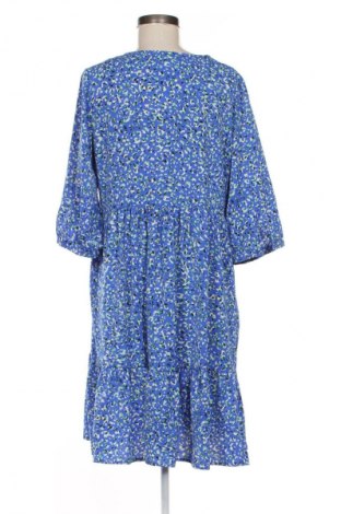 Šaty  Guts & Gusto, Velikost M, Barva Vícebarevné, Cena  219,00 Kč