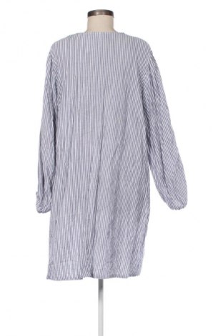 Rochie H&M, Mărime M, Culoare Multicolor, Preț 33,99 Lei