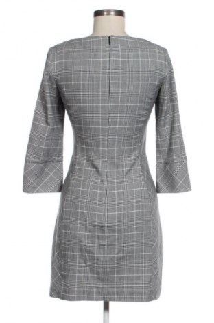 Рокля H&M, Размер S, Цвят Многоцветен, Цена 11,24 €