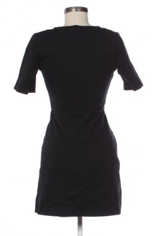 Rochie H&M, Mărime M, Culoare Negru, Preț 25,99 Lei