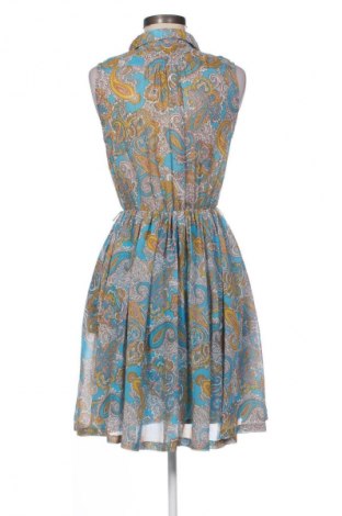 Šaty  H&M, Velikost M, Barva Vícebarevné, Cena  283,00 Kč