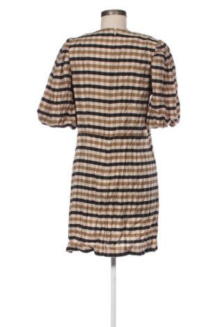 Рокля H&M, Размер M, Цвят Многоцветен, Цена 14,82 €