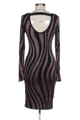 Рокля H&M, Размер M, Цвят Многоцветен, Цена 20,45 €