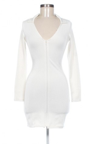 Рокля H&M Divided, Размер S, Цвят Бял, Цена 23,00 €