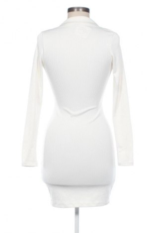 Рокля H&M Divided, Размер S, Цвят Бял, Цена 23,00 €