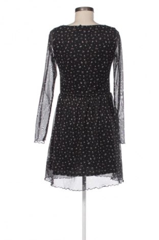 Рокля H&M Divided, Размер M, Цвят Многоцветен, Цена 14,82 €