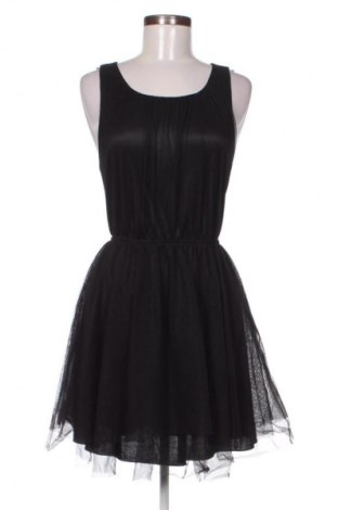 Рокля H&M Divided, Размер M, Цвят Черен, Цена 20,45 €