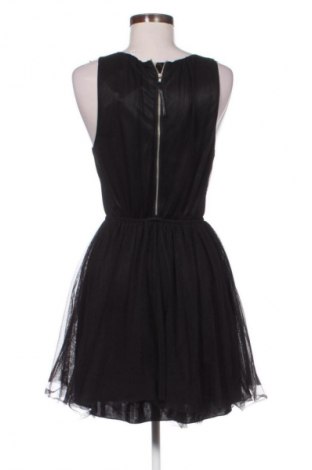 Рокля H&M Divided, Размер M, Цвят Черен, Цена 20,45 €