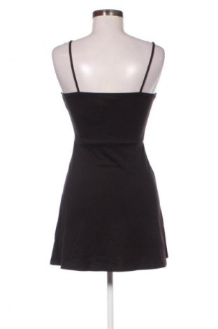 Рокля H&M Divided, Размер M, Цвят Черен, Цена 20,00 €