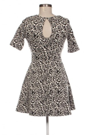 Šaty  H&M Divided, Veľkosť M, Farba Viacfarebná, Cena  5,95 €