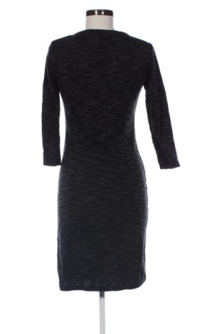 Šaty  H&M L.O.G.G., Velikost M, Barva Černá, Cena  569,00 Kč