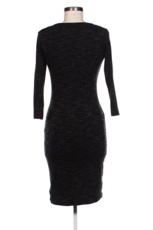 Рокля H&M L.O.G.G., Размер S, Цвят Многоцветен, Цена 17,38 €