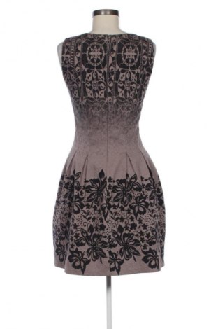 Рокля Infinity, Размер S, Цвят Многоцветен, Цена 11,24 €