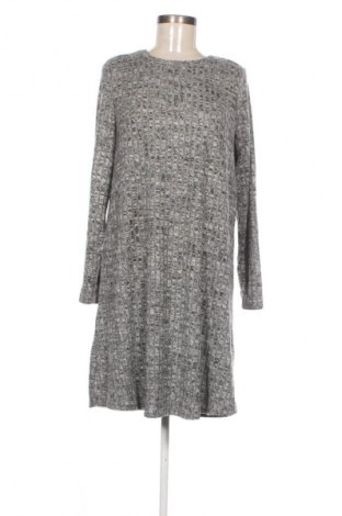 Sukienka Janina, Rozmiar M, Kolor Szary, Cena 6,99 zł