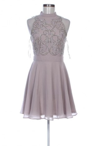 Kleid Lipsy London, Größe M, Farbe Aschrosa, Preis 22,99 €
