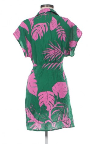 Рокля Mango, Размер S, Цвят Многоцветен, Цена 26,58 €