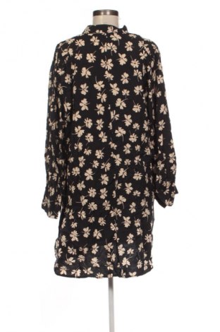 Рокля Mango, Размер M, Цвят Многоцветен, Цена 6,64 €