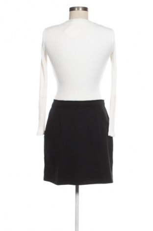 Šaty  Mango, Velikost M, Barva Vícebarevné, Cena  209,00 Kč