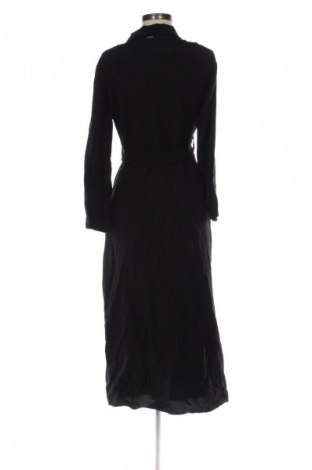 Φόρεμα Master, Μέγεθος M, Χρώμα Μαύρο, Τιμή 25,99 €