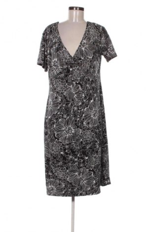 Рокля Maxi Me, Размер XXL, Цвят Многоцветен, Цена 11,75 €