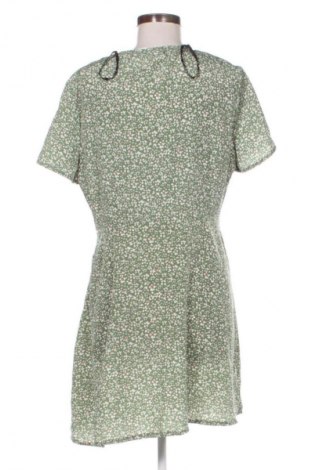 Рокля Missguided, Размер XL, Цвят Многоцветен, Цена 12,78 €