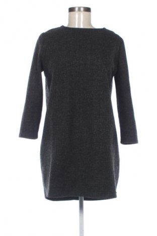 Рокля Mohito, Размер S, Цвят Черен, Цена 10,22 €