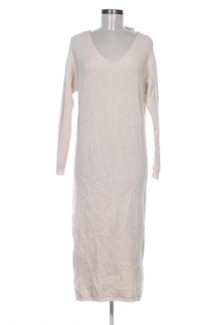 Рокля Moocci, Размер M, Цвят Бежов, Цена 2,04 €