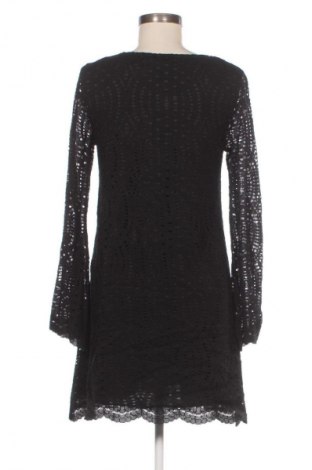 Рокля Motel, Размер M, Цвят Черен, Цена 10,22 €