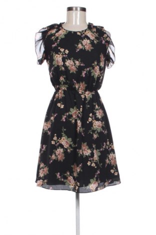 Sukienka Motive, Rozmiar M, Kolor Kolorowy, Cena 96,77 zł