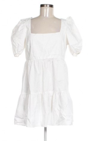 Рокля New Look, Размер M, Цвят Екрю, Цена 9,60 €