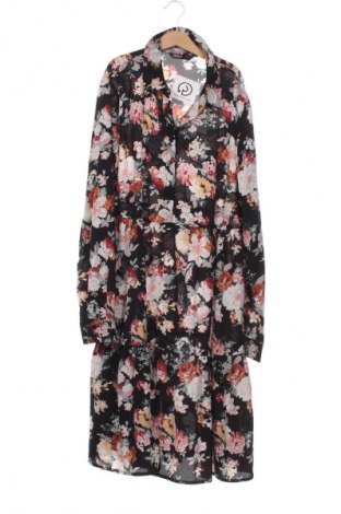 Рокля ONLY, Размер M, Цвят Многоцветен, Цена 10,73 €