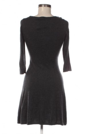 Šaty  Orsay, Velikost S, Barva Černá, Cena  99,00 Kč