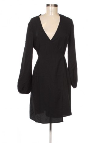 Φόρεμα Pieces, Μέγεθος S, Χρώμα Μαύρο, Τιμή 21,99 €