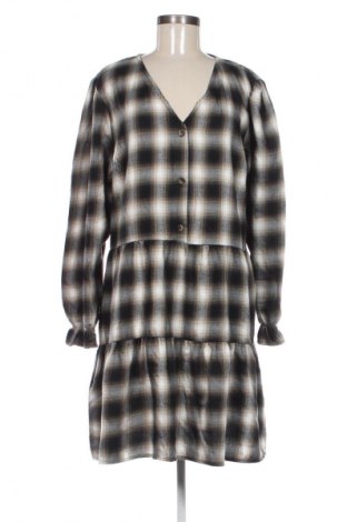 Šaty  Primark, Velikost XL, Barva Vícebarevné, Cena  159,00 Kč