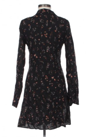 Šaty  Pull&Bear, Velikost M, Barva Vícebarevné, Cena  729,00 Kč