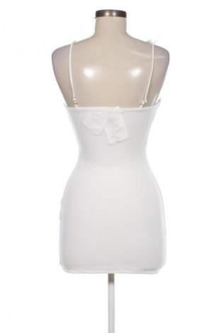 Ruha Pull&Bear, Méret XS, Szín Fehér, Ár 10 919 Ft