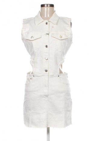 Рокля Pull&Bear, Размер L, Цвят Екрю, Цена 19,42 €, #135399301