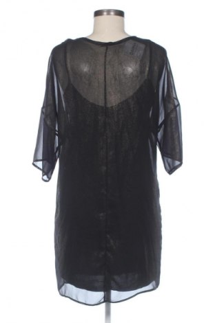 Rochie Pull&Bear, Mărime S, Culoare Negru, Preț 104,99 Lei