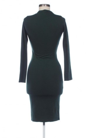 Šaty  Pull&Bear, Velikost S, Barva Zelená, Cena  569,00 Kč