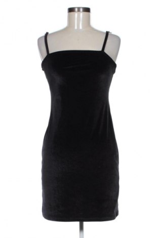 Рокля Pull&Bear, Размер L, Цвят Черен, Цена 11,24 €