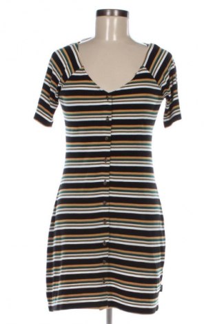 Kleid RVCA, Größe M, Farbe Mehrfarbig, Preis € 6,70