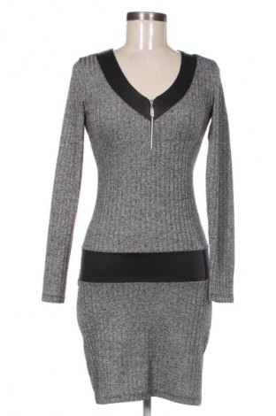 Рокля Rensix, Размер S, Цвят Многоцветен, Цена 12,27 €